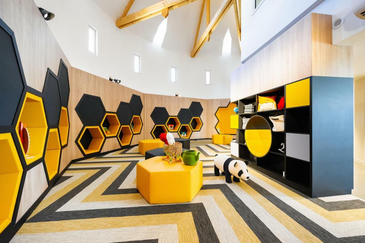 Staycity Aparthotels Near Disneyland Paris Байи-Романвилие Екстериор снимка